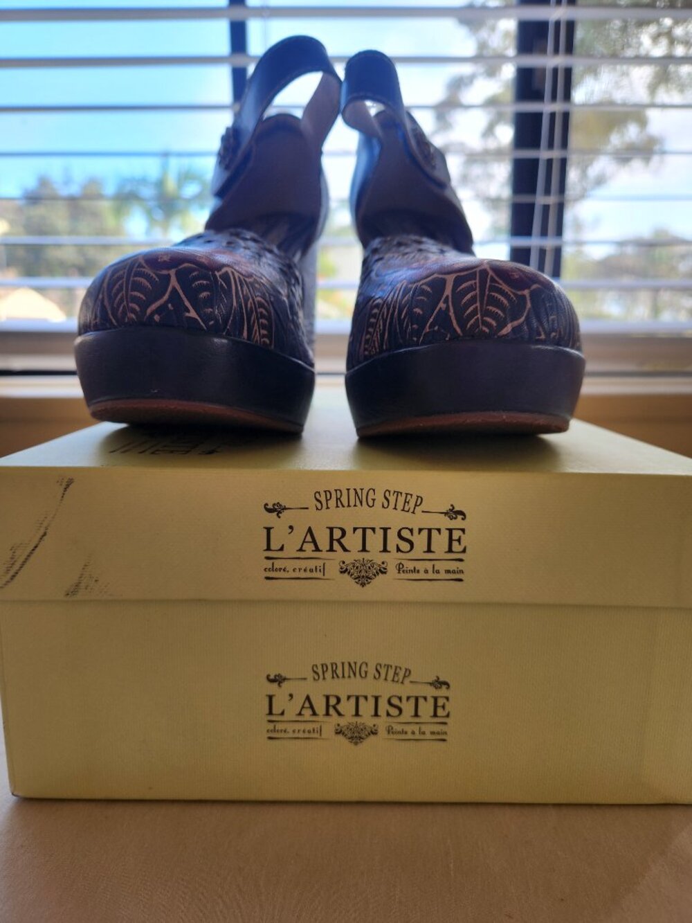 L'Artiste by Spring Step Debbihary Sandal/Heels Navy Multi Size 36 US 5.5-6 NIB - Picture 5 of 16